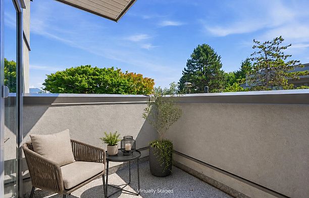 1344 W 7th Avenue Fairview VW