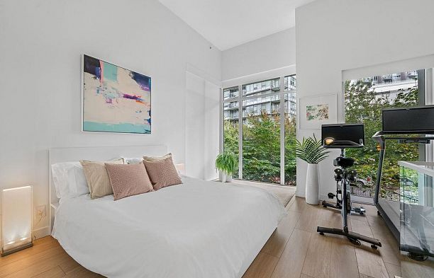 141 E 1st Avenue Mount Pleasant VE