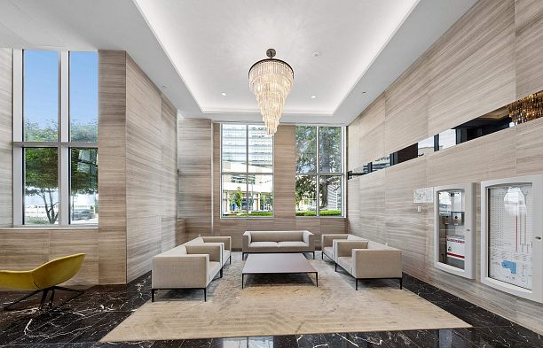 512 433 SW Marine Drive Marpole