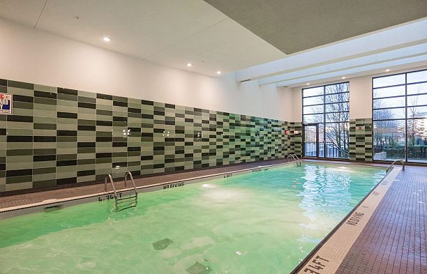 305 8 Smithe Mews Yaletown