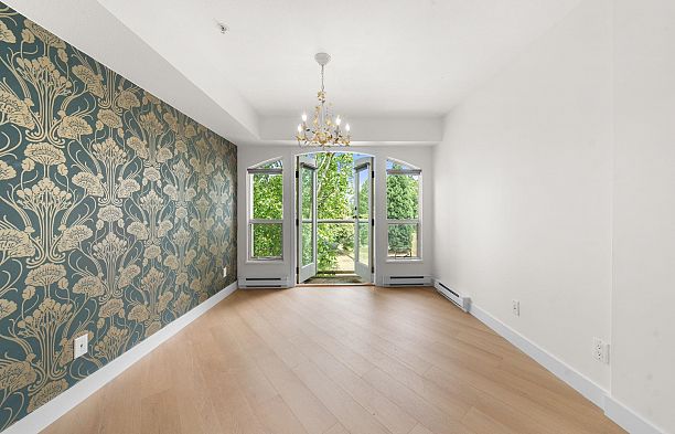 404 1562 W 5th Avenue False Creek