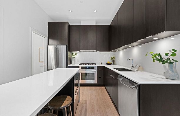 141 E 1st Avenue Mount Pleasant VE