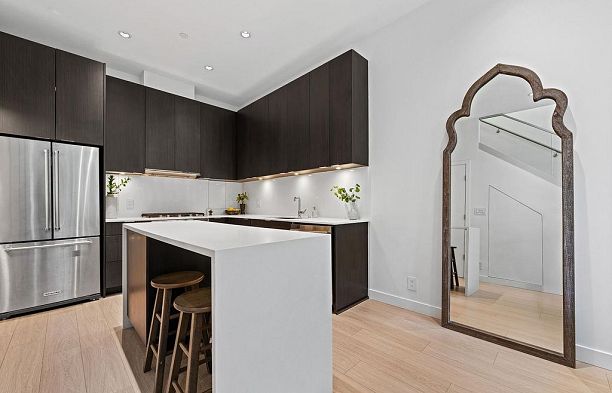 141 E 1st Avenue Mount Pleasant VE