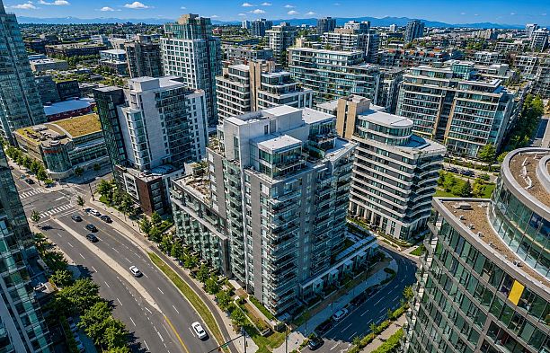 1402 1661 Quebec Street Mount Pleasant VE