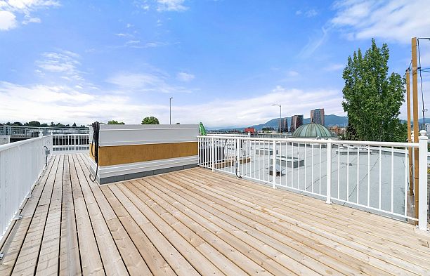 404 1562 W 5th Avenue False Creek