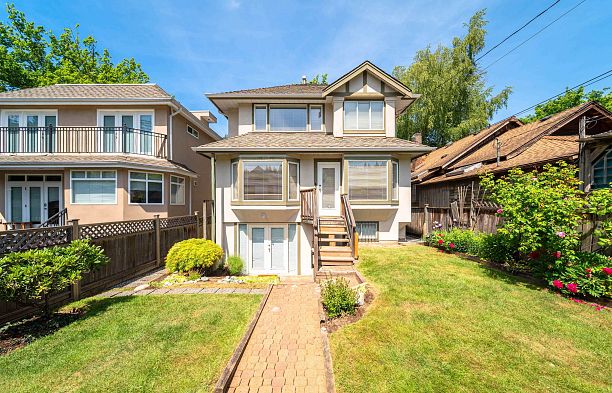 4682 W 14th Avenue Point Grey