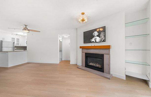 404 1562 W 5th Avenue False Creek