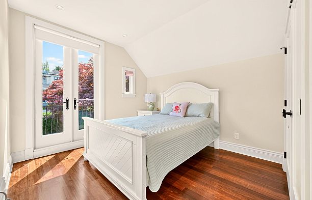 3835 W 12th Avenue Point Grey