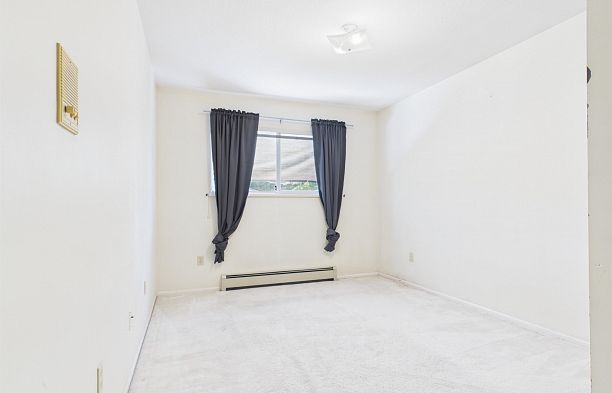 2718 Oliver Crescent Arbutus