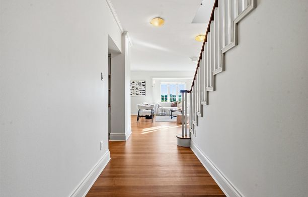 307 1311 Beach Avenue West End VW