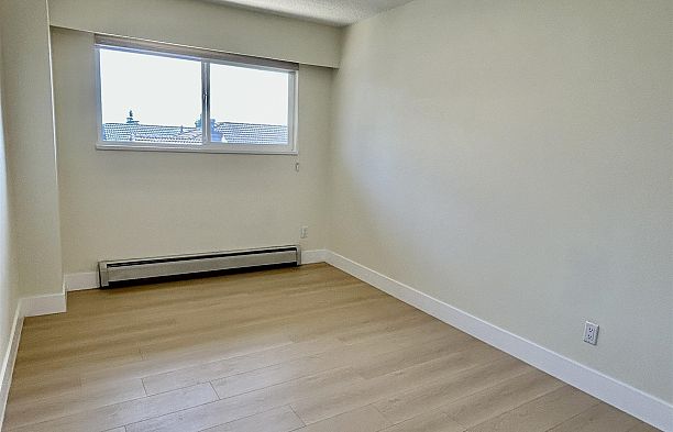 1544 W 68th Avenue S.W. Marine