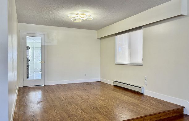 1544 W 68th Avenue S.W. Marine