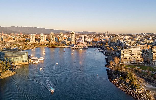 1707 1033 Marinaside Crescent Yaletown