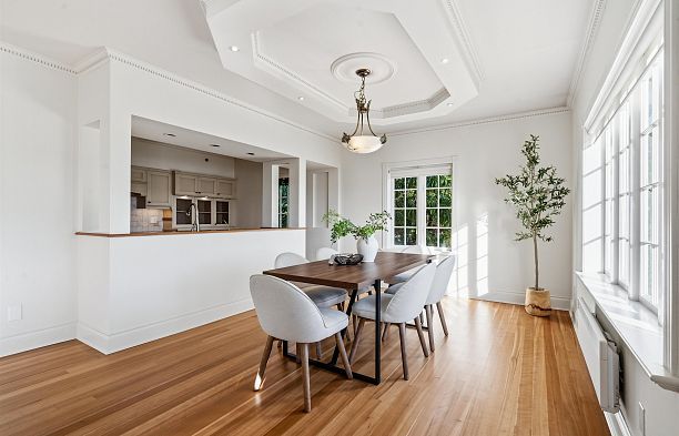 307 1311 Beach Avenue West End VW