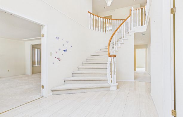 2718 Oliver Crescent Arbutus