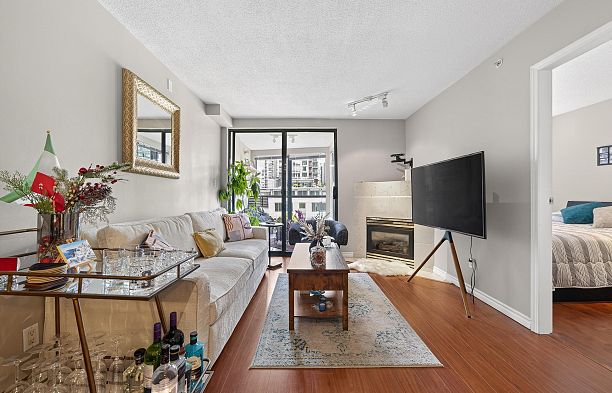903 939 Homer Street Yaletown