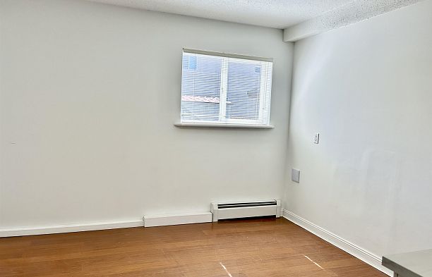1544 W 68th Avenue S.W. Marine