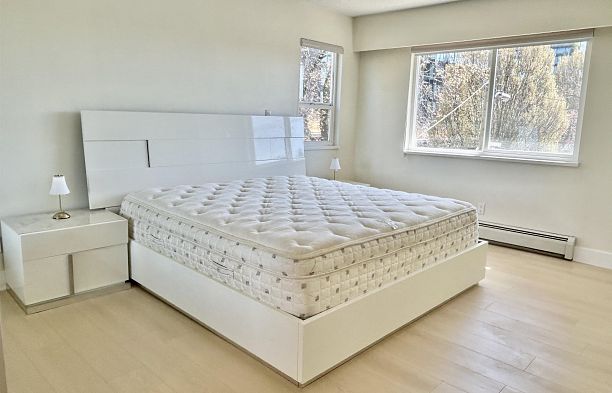 1544 W 68th Avenue S.W. Marine