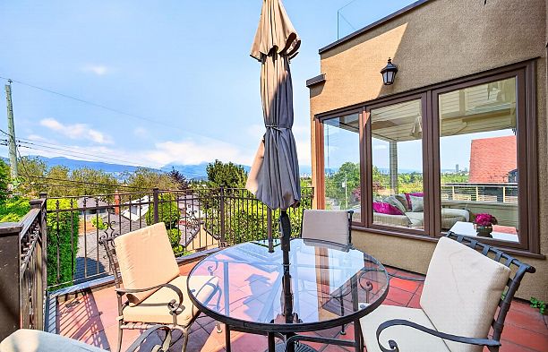 3835 W 12th Avenue Point Grey