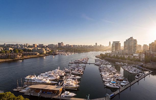 1707 1033 Marinaside Crescent Yaletown