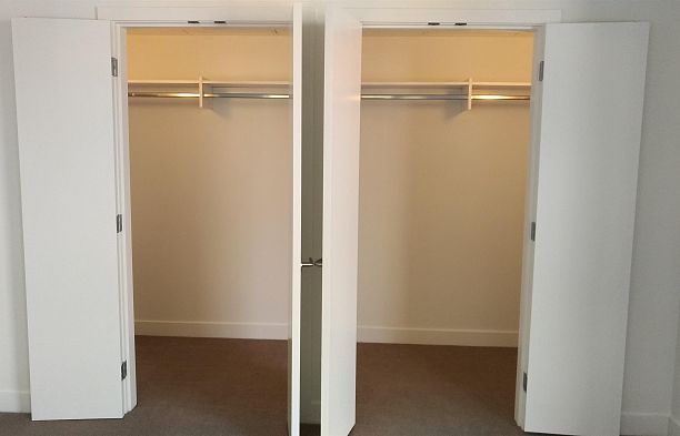 808 1561 W 57th Avenue South Granville