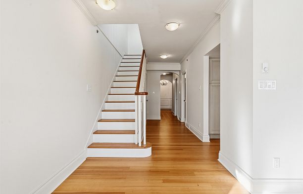 307 1311 Beach Avenue West End VW
