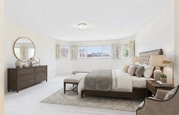 2718 Oliver Crescent Arbutus