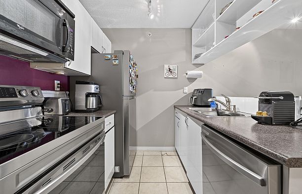 903 939 Homer Street Yaletown