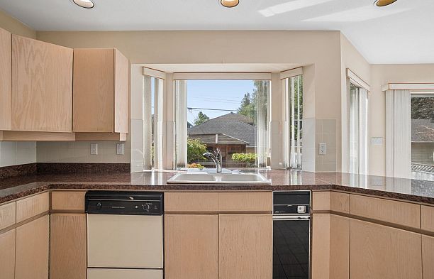 2986 W 37th Avenue Kerrisdale