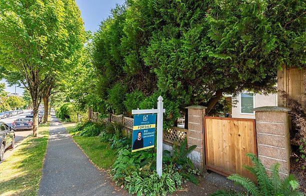310 E 16th Avenue Main