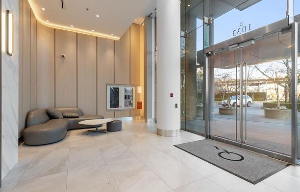 1707 1033 Marinaside Crescent Yaletown