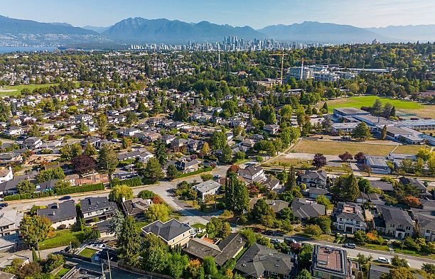 4729 Paton Street Quilchena