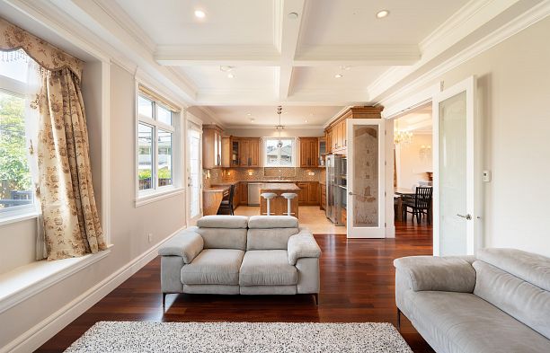 2715 W 20th Avenue Arbutus
