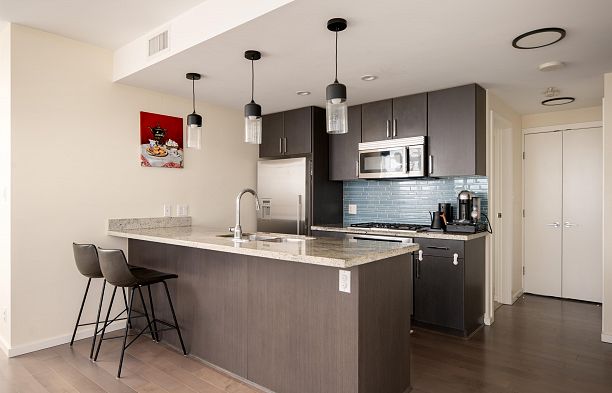 1201 89 W 2nd Avenue False Creek