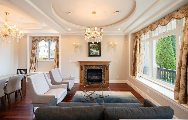 2715 W 20th Avenue Arbutus