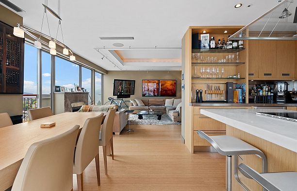 2302 1000 Beach Avenue Yaletown