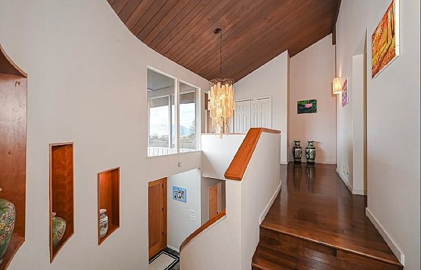 4729 Paton Street Quilchena