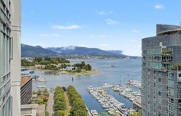 1903 1616 Bayshore Drive Coal Harbour