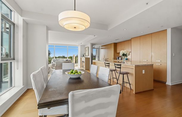 1003 5955 Balsam Street Kerrisdale