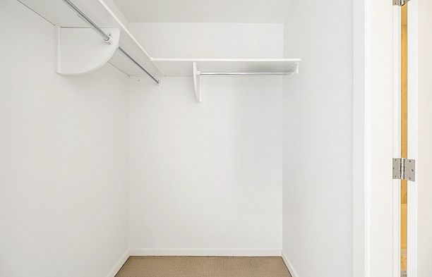 1705 8588 Cornish Street S.W. Marine
