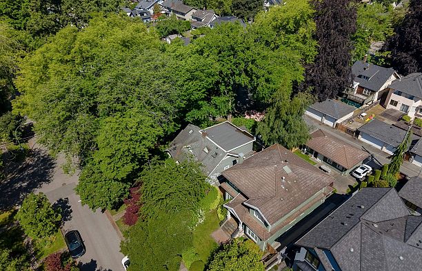 2997 W 38th Avenue Kerrisdale