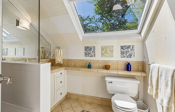 2997 W 38th Avenue Kerrisdale