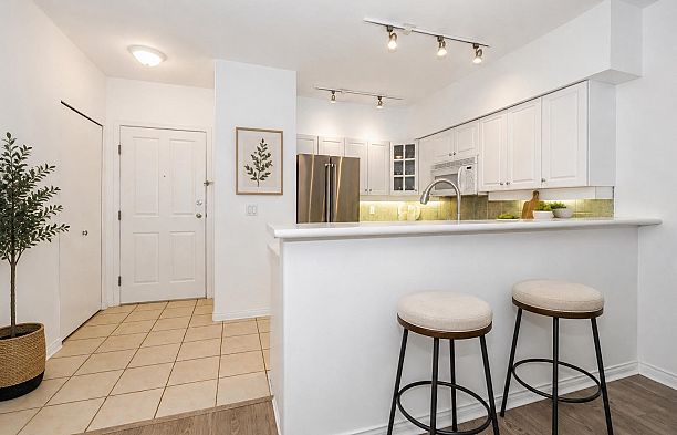 104 2755 Maple Street Kitsilano