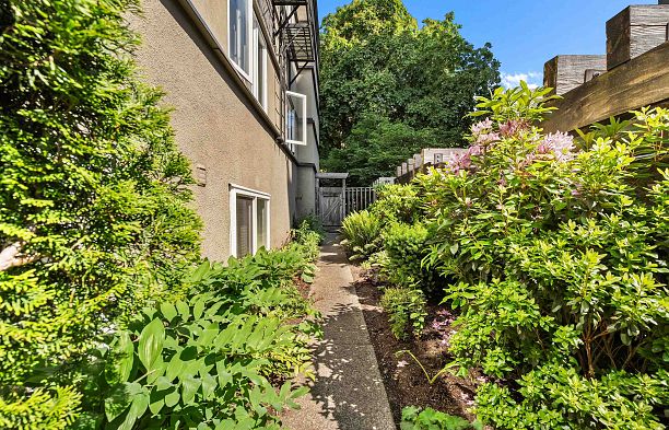 8 2296 W 39th Avenue Kerrisdale