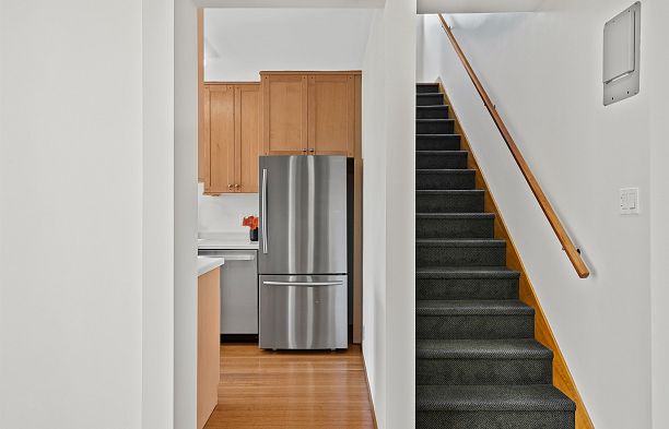 8 2296 W 39th Avenue Kerrisdale