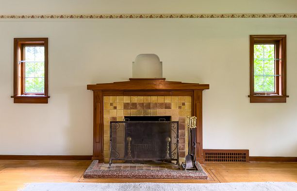 6857 Laburnum Street Kerrisdale