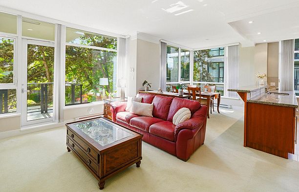 305 4759 Valley Drive Quilchena