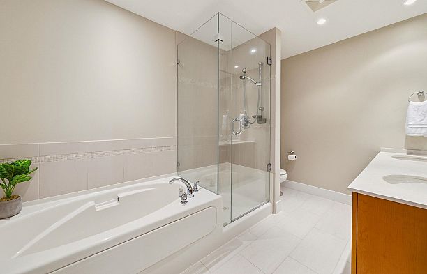 305 4759 Valley Drive Quilchena
