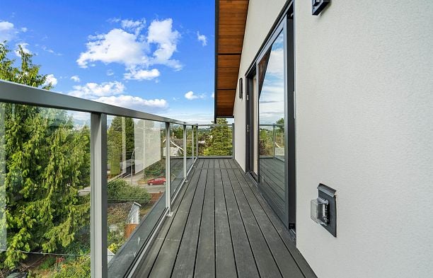 2 3813 W 16th Avenue Point Grey