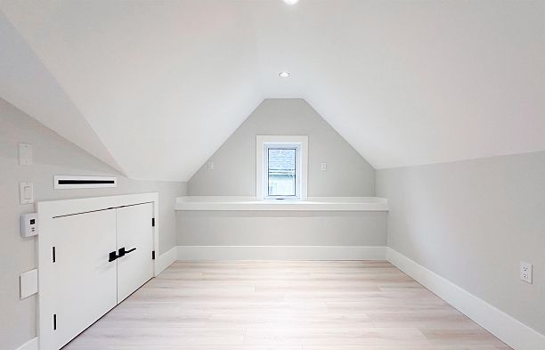 2373 W 7th Street Kitsilano